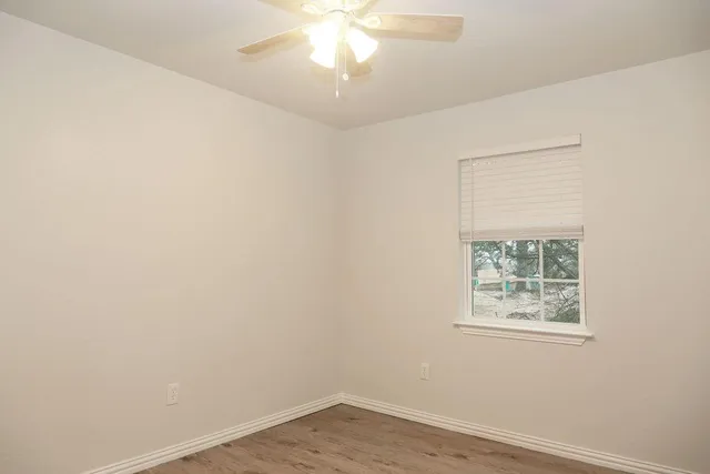 $2,050 | 7311 Farm To Market Road 1886, Unit 101, Azle, TX 76020