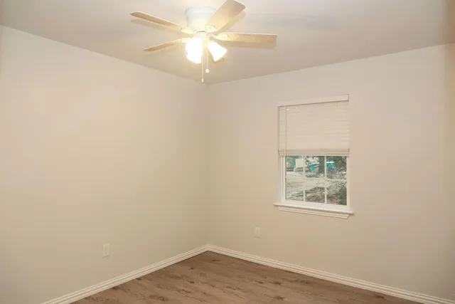 $2,050 | 7311 Farm To Market Road 1886, Unit 101, Azle, TX 76020