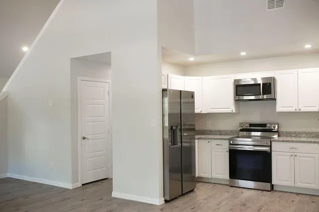 $2,050 | 7311 Farm To Market Road 1886, Unit 101, Azle, TX 76020