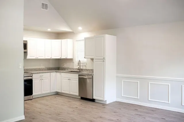 $2,050 | 7311 Farm To Market Road 1886, Unit 101, Azle, TX 76020