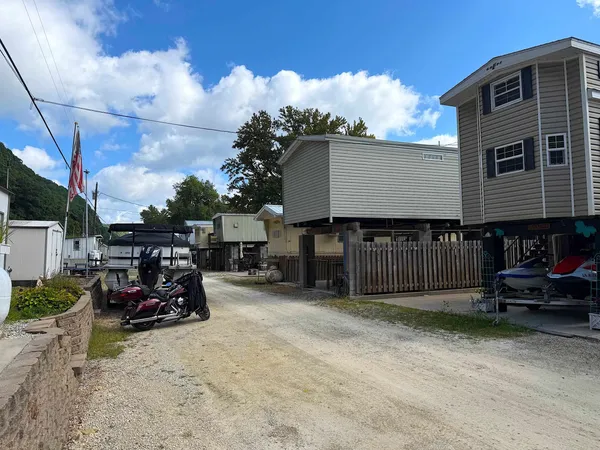 $120,000 | 813 Hwy 364, Unit 65, Harpers Ferry, IA 52146