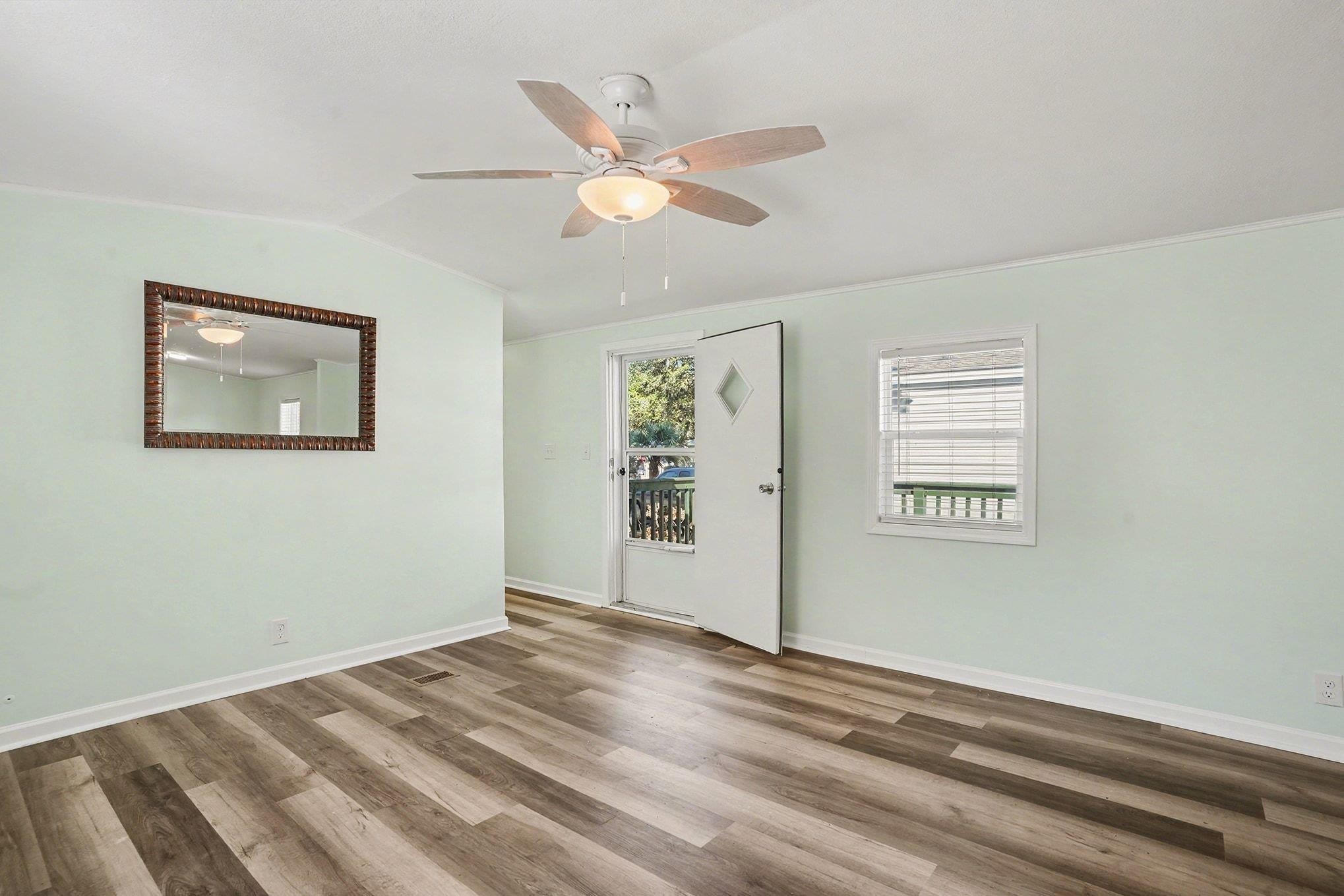 527 Key Largo Avenue Murrells Inlet, SC 29576 - Photo 8 of 30