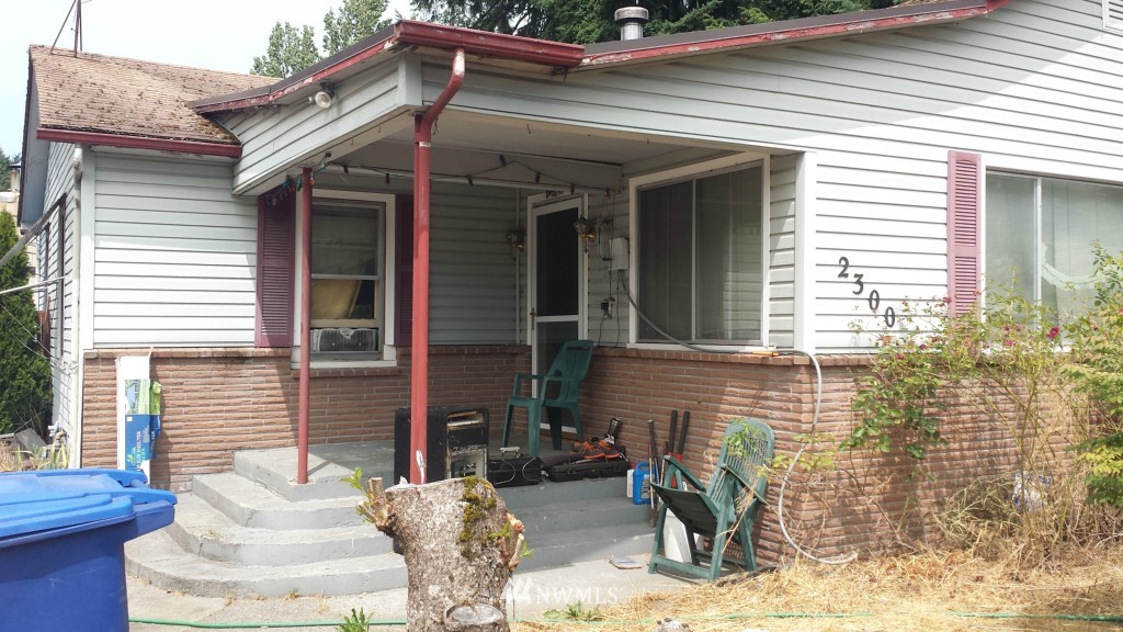 2300 Northeast 27th Street Renton, WA 98056 - Photo 1 of 5