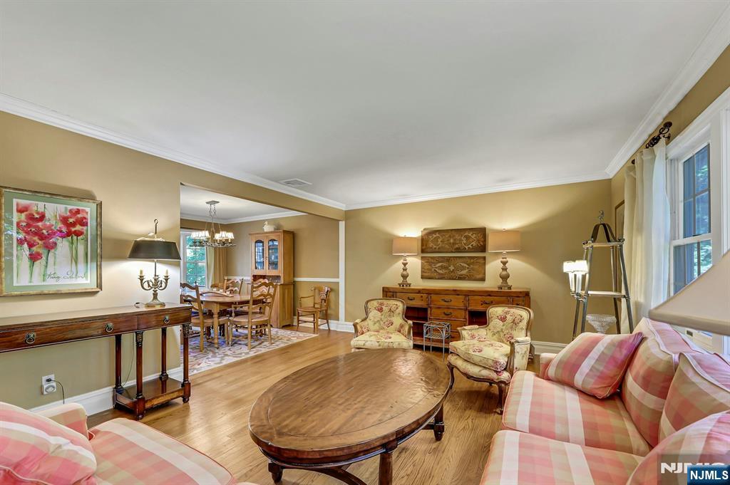 598 Whitenack Road River Vale, NJ 07675 - Photo 13 of 41