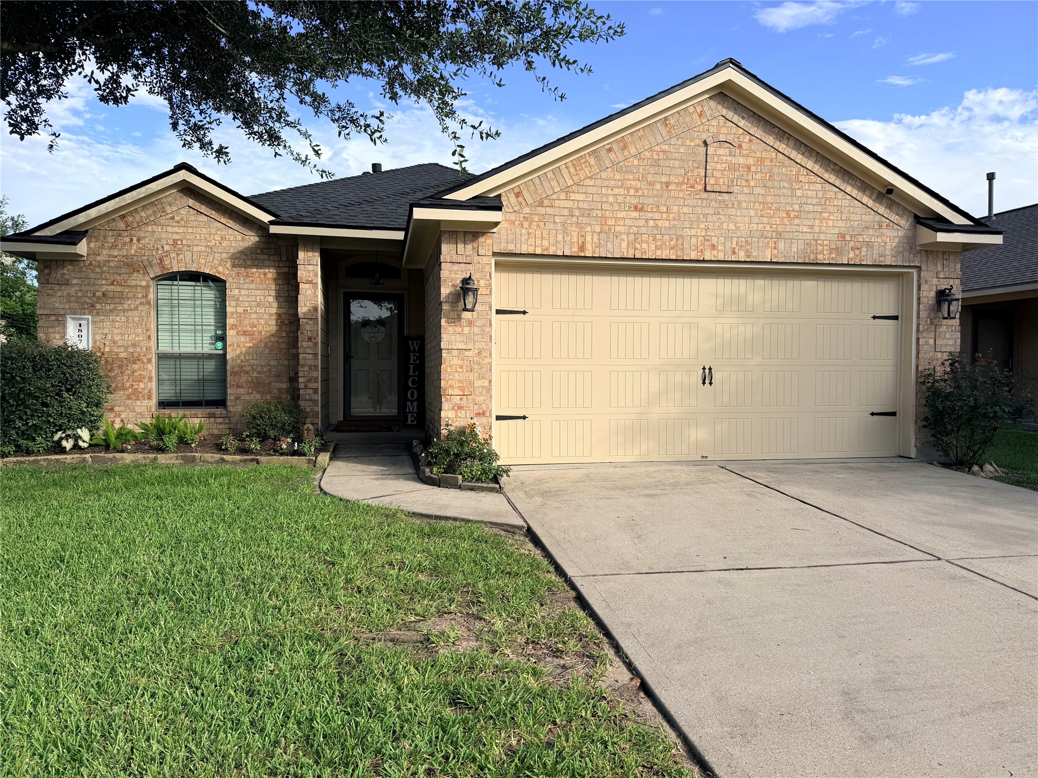 1807 Emerson Ridge Drive Spring, TX 77388 - Photo 2 of 28