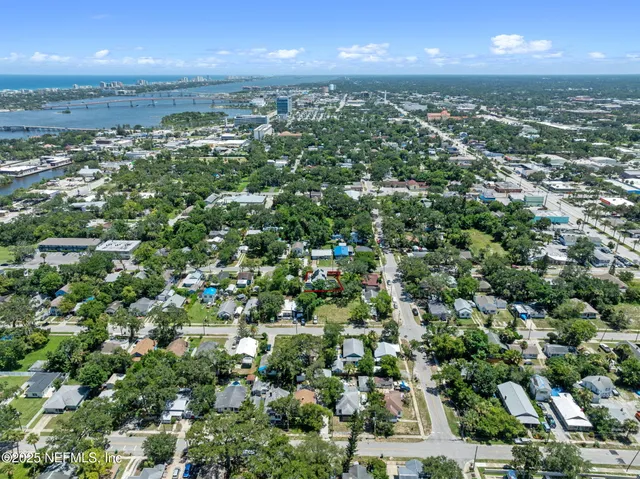 $390,000 | 166 Kingston Avenue, Daytona Beach, FL 32114