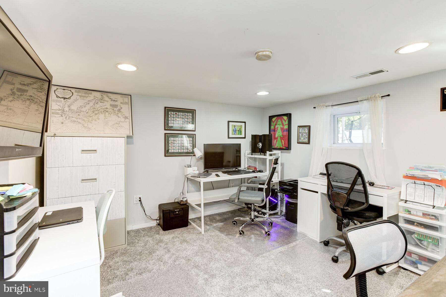 239 Magothy Beach Road Pasadena, MD 21122 - Photo 39 of 68 Office