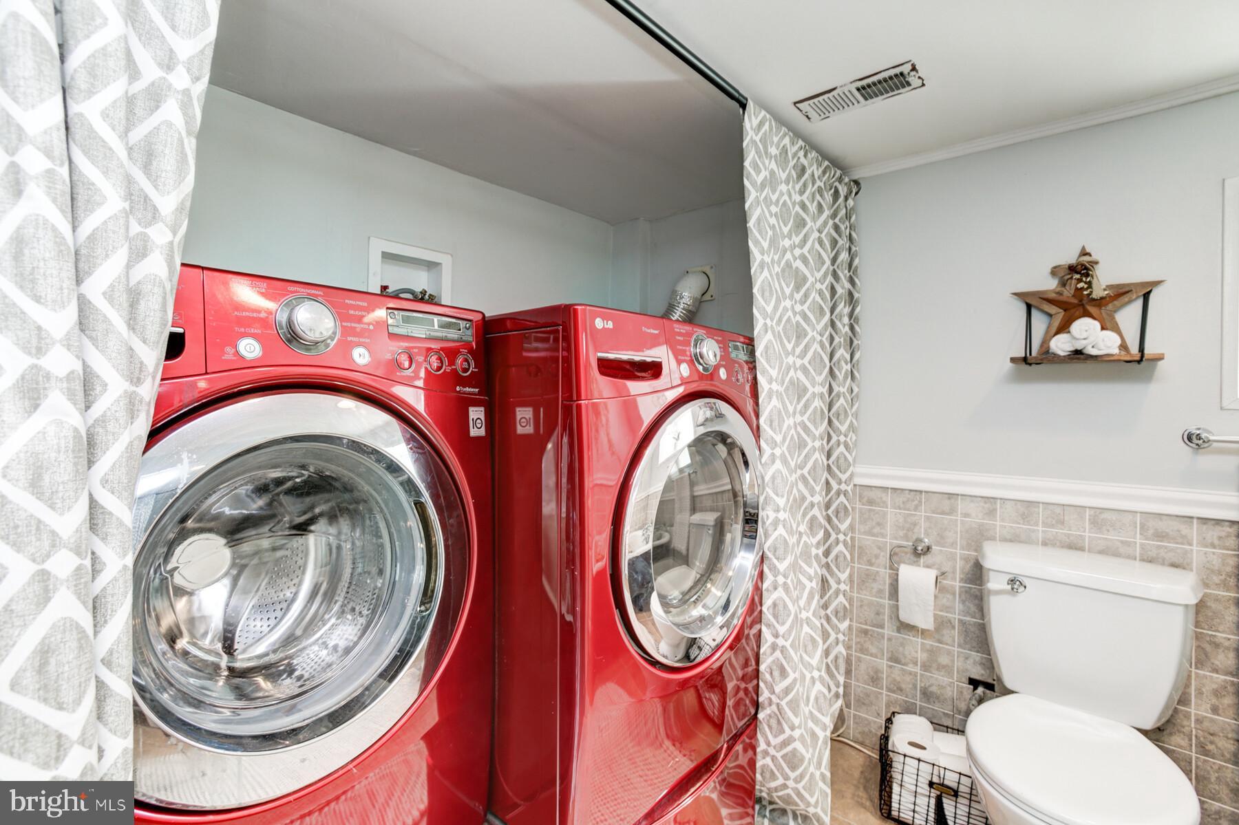 239 Magothy Beach Road Pasadena, MD 21122 - Photo 49 of 68 Laundry