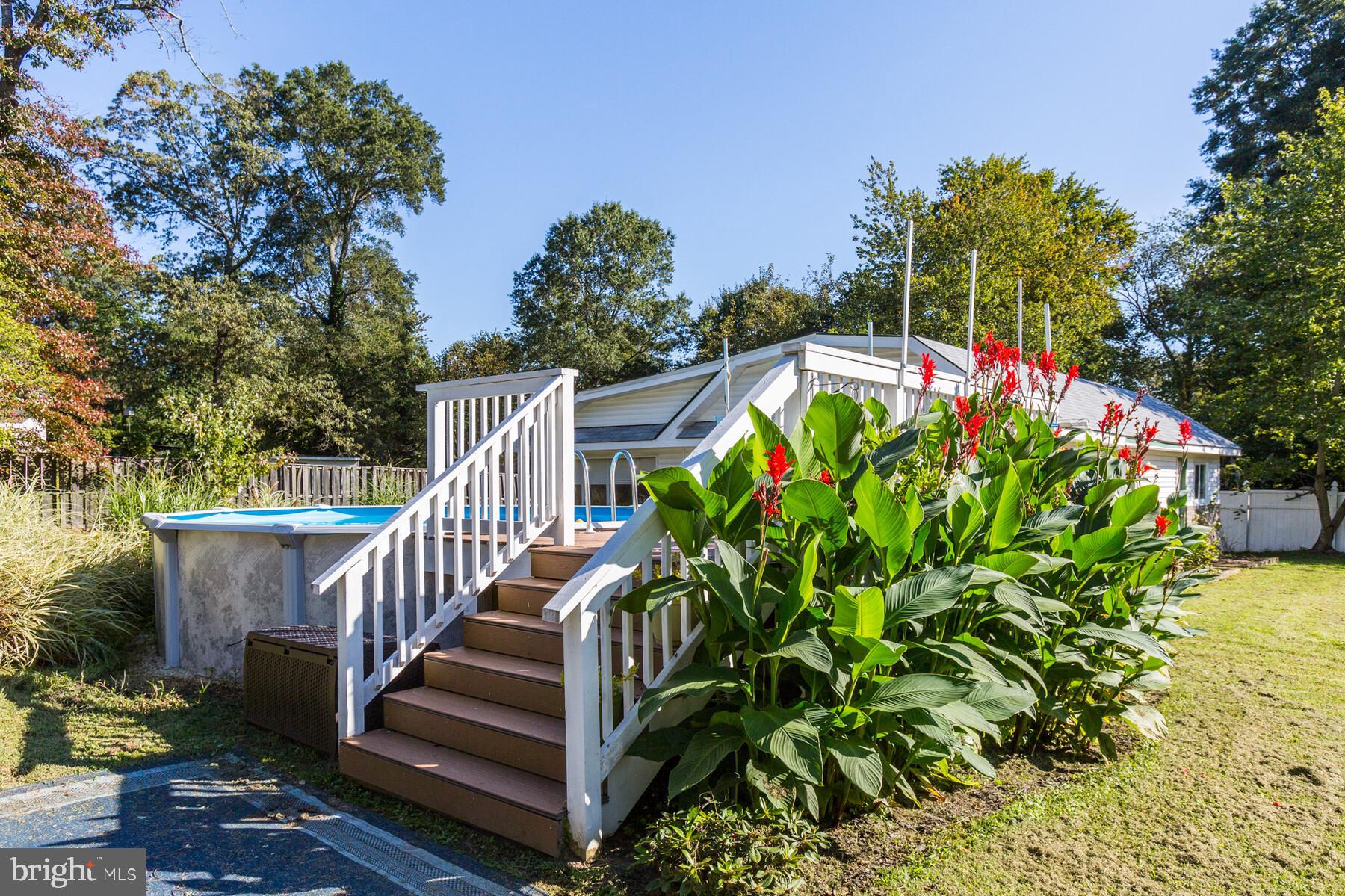 239 Magothy Beach Road Pasadena, MD 21122 - Photo 58 of 68 Pool