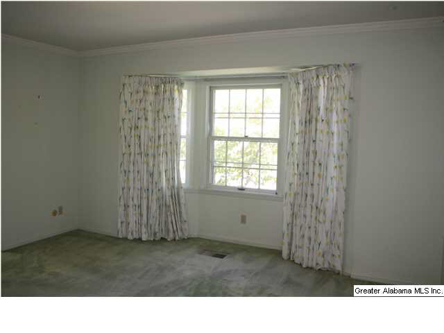 2504 Shades Crest Road Birmingham, AL 35209 - Photo 18 of 31