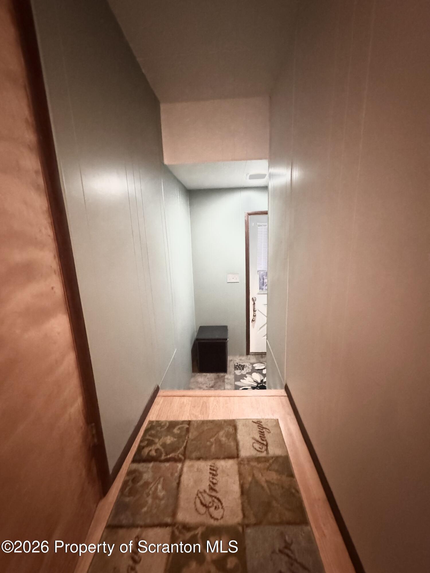 420 Delaware Street Jermyn, PA 18433 - Photo 17 of 22 a view of an entryway