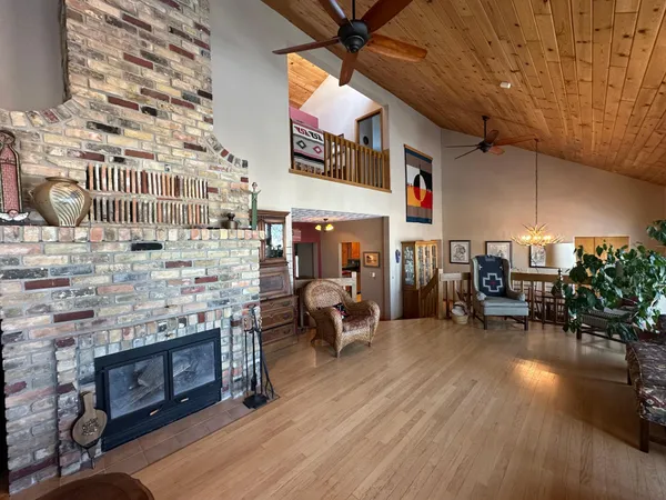 $960,000 | 7641 Long Lake Road, Willmar, MN 56201