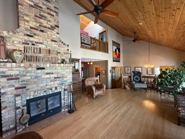 $960,000 | 7641 Long Lake Road, Willmar, MN 56201