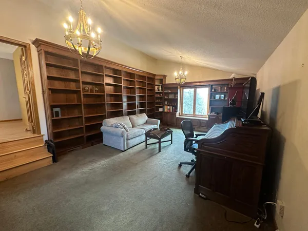 $889,000 | 7641 Long Lake Road, Willmar, MN 56201