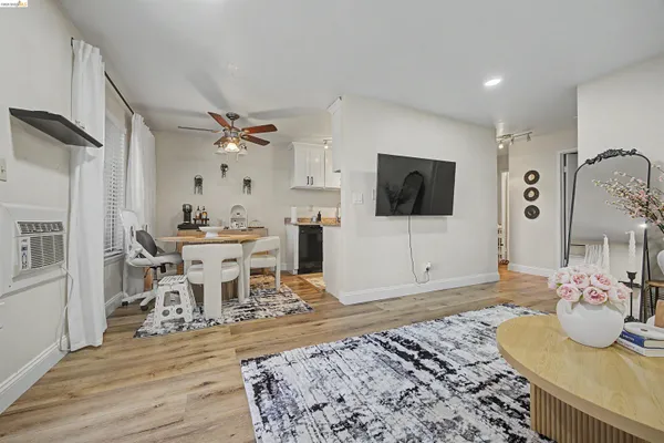 $265,000 | Olivera-Port Chicago, Concord, CA 94520