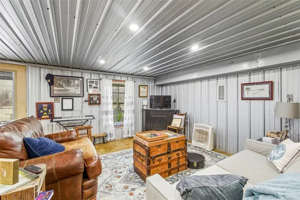 $425,000 | 2119 Highway 135, Winnsboro, LA 71295