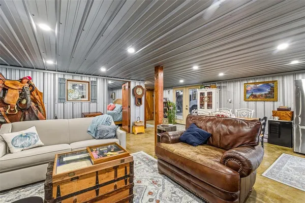 $425,000 | 2119 Highway 135, Winnsboro, LA 71295