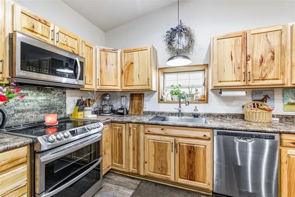 $425,000 | 2119 Highway 135, Winnsboro, LA 71295