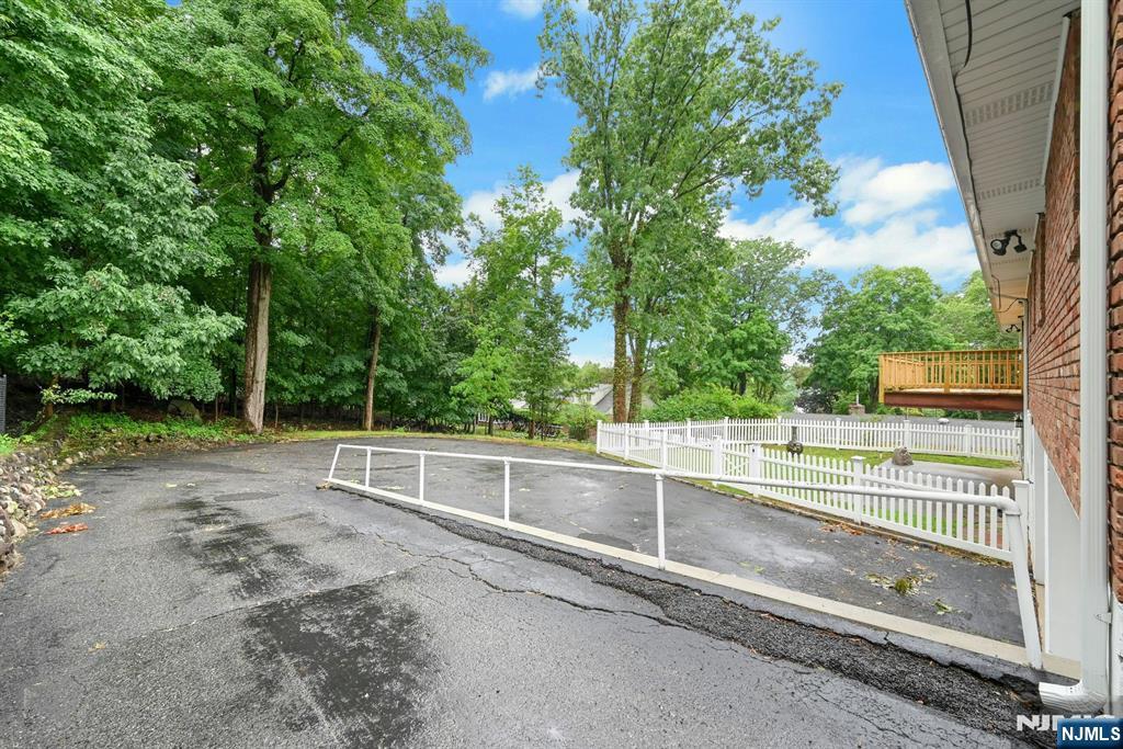 26 Alpine Drive Wayne, NJ 07470 - Photo 42 of 45