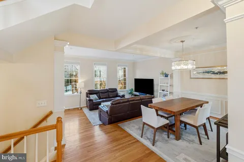 $924,900 | 6032 Stonehenge Place, Unit 21, North Bethesda, MD 20852