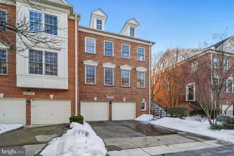 $924,900 | 6032 Stonehenge Place, Unit 21, North Bethesda, MD 20852