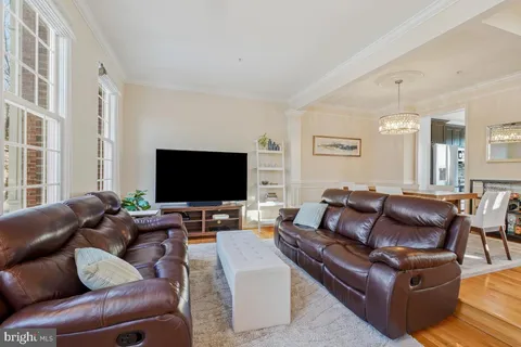 $924,900 | 6032 Stonehenge Place, Unit 21, North Bethesda, MD 20852