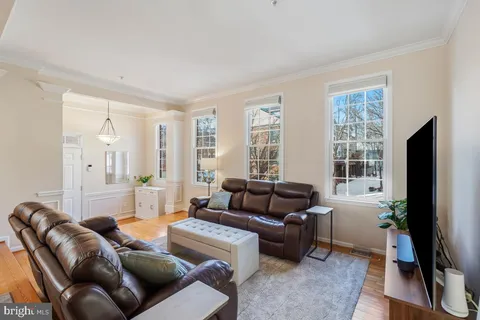 $924,900 | 6032 Stonehenge Place, Unit 21, North Bethesda, MD 20852