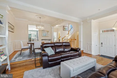 $924,900 | 6032 Stonehenge Place, Unit 21, North Bethesda, MD 20852