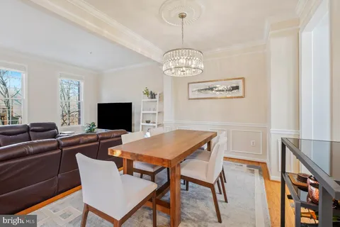 $924,900 | 6032 Stonehenge Place, Unit 21, North Bethesda, MD 20852