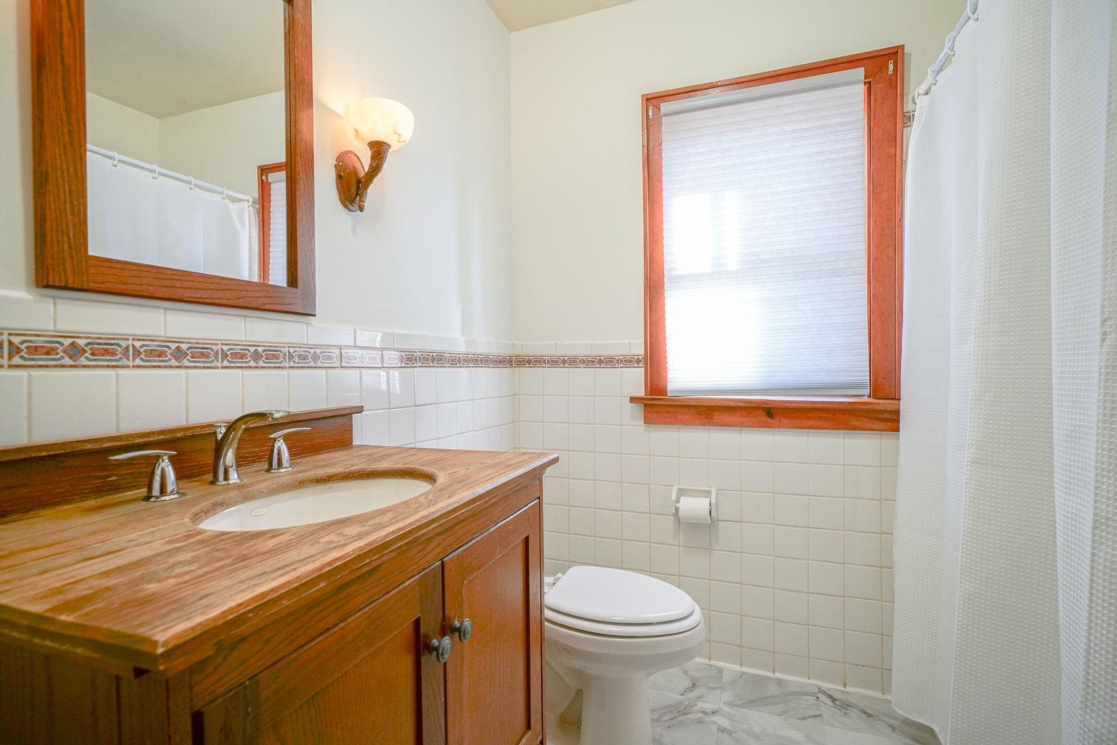 2019 15th Avenue Rockford, IL 61104 - Photo 13 of 29