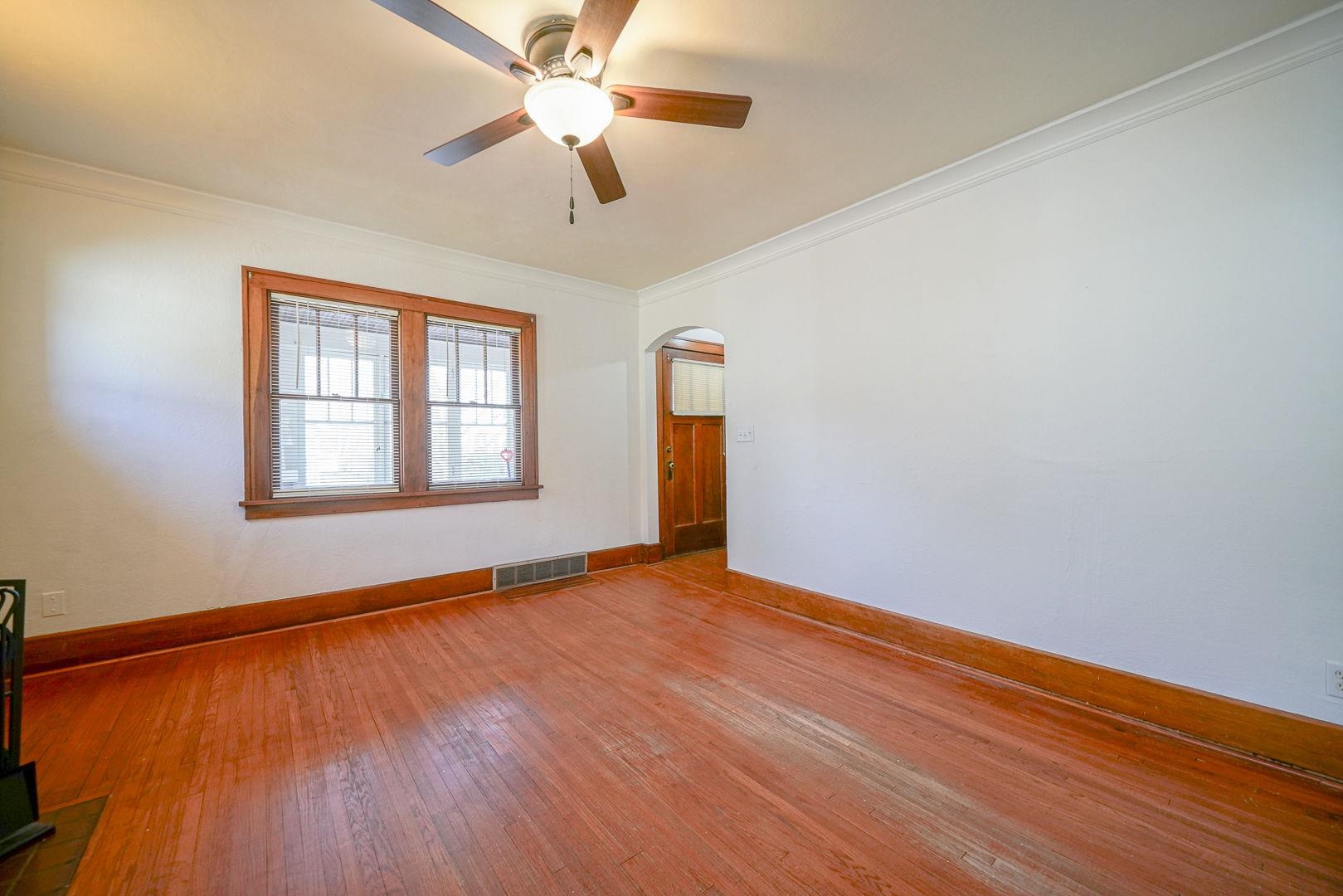 2019 15th Avenue Rockford, IL 61104 - Photo 2 of 29