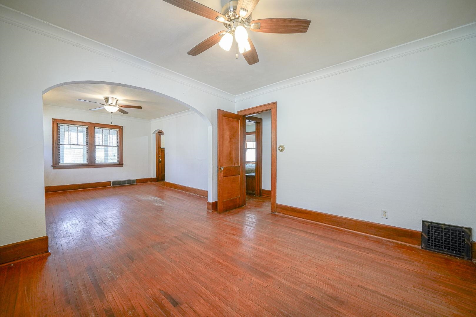 2019 15th Avenue Rockford, IL 61104 - Photo 10 of 29