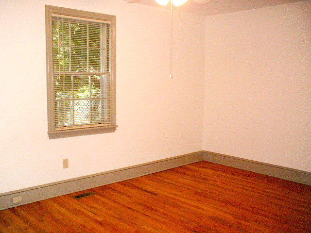 910 A Cherokee Avenue Aiken, SC 29801 - Photo 2 of 9