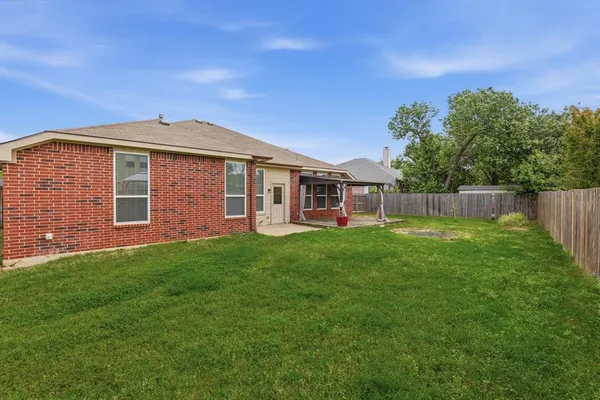 $355,000 | 1626 Mallard Drive, Corinth, TX 76210