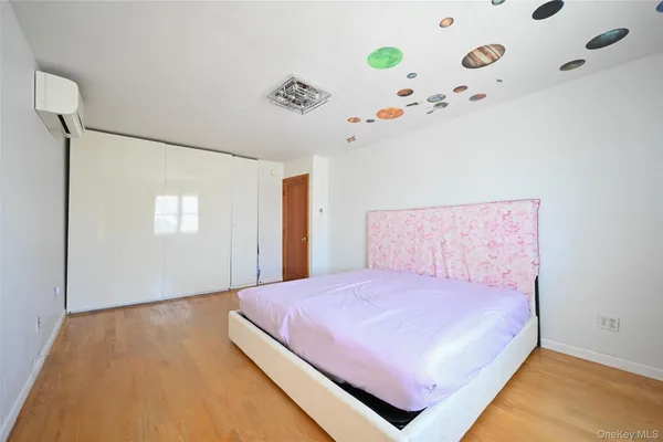 $1,050,000 | 80-50 232nd Street | Bellerose