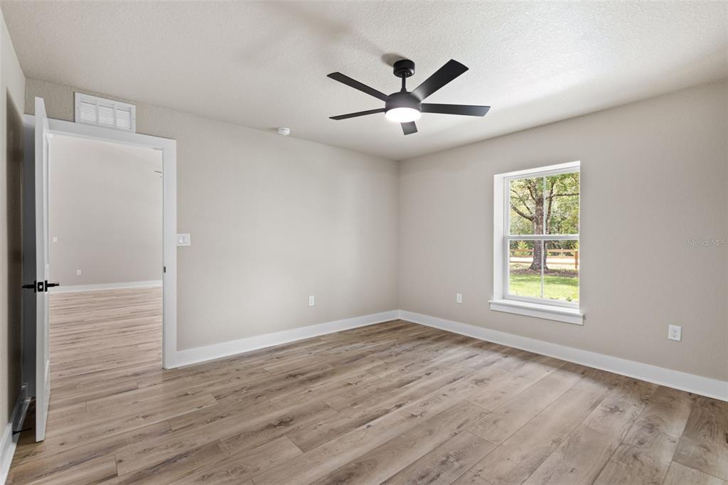 8541 Northeast 105th Avenue Bronson, FL 32621 - Photo 13 of 27