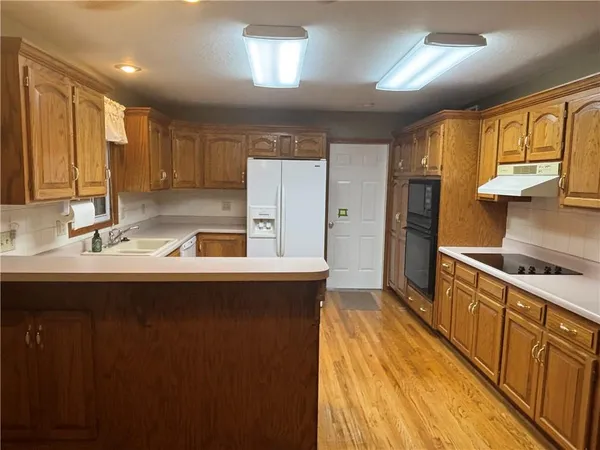 $757,700 | 25595 Rockville Road, Louisburg, KS 66053