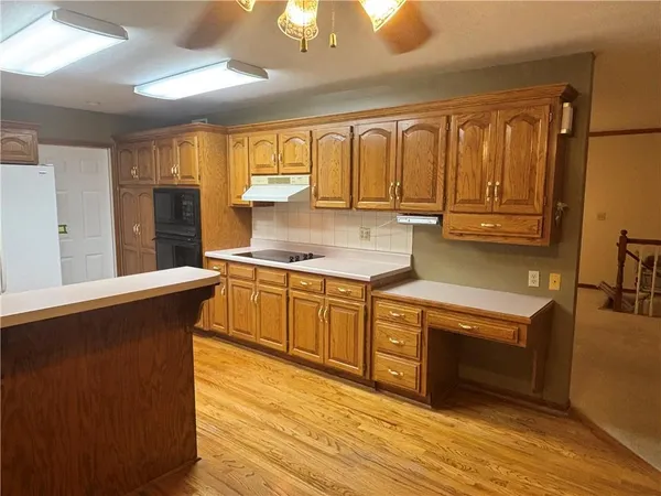 $757,700 | 25595 Rockville Road, Louisburg, KS 66053