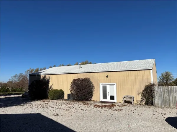 $757,700 | 25595 Rockville Road, Louisburg, KS 66053