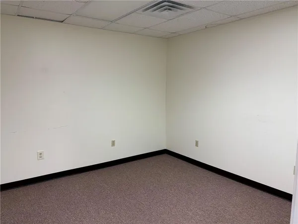 $757,700 | 25595 Rockville Road, Louisburg, KS 66053