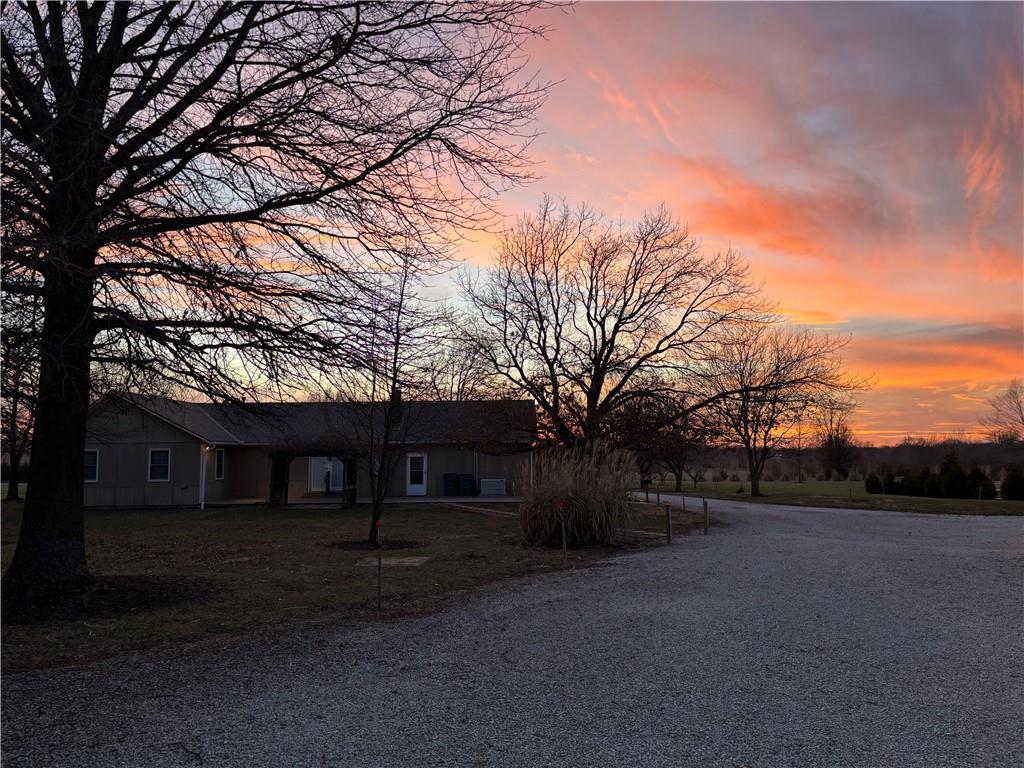25595 Rockville Road Louisburg, KS 66053 - Photo 8 of 70
