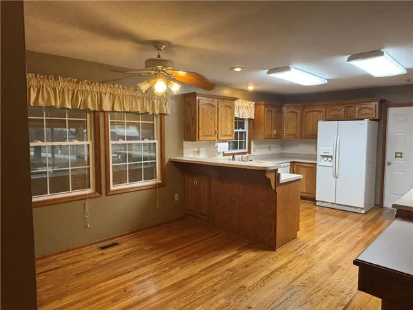 $757,700 | 25595 Rockville Road, Louisburg, KS 66053