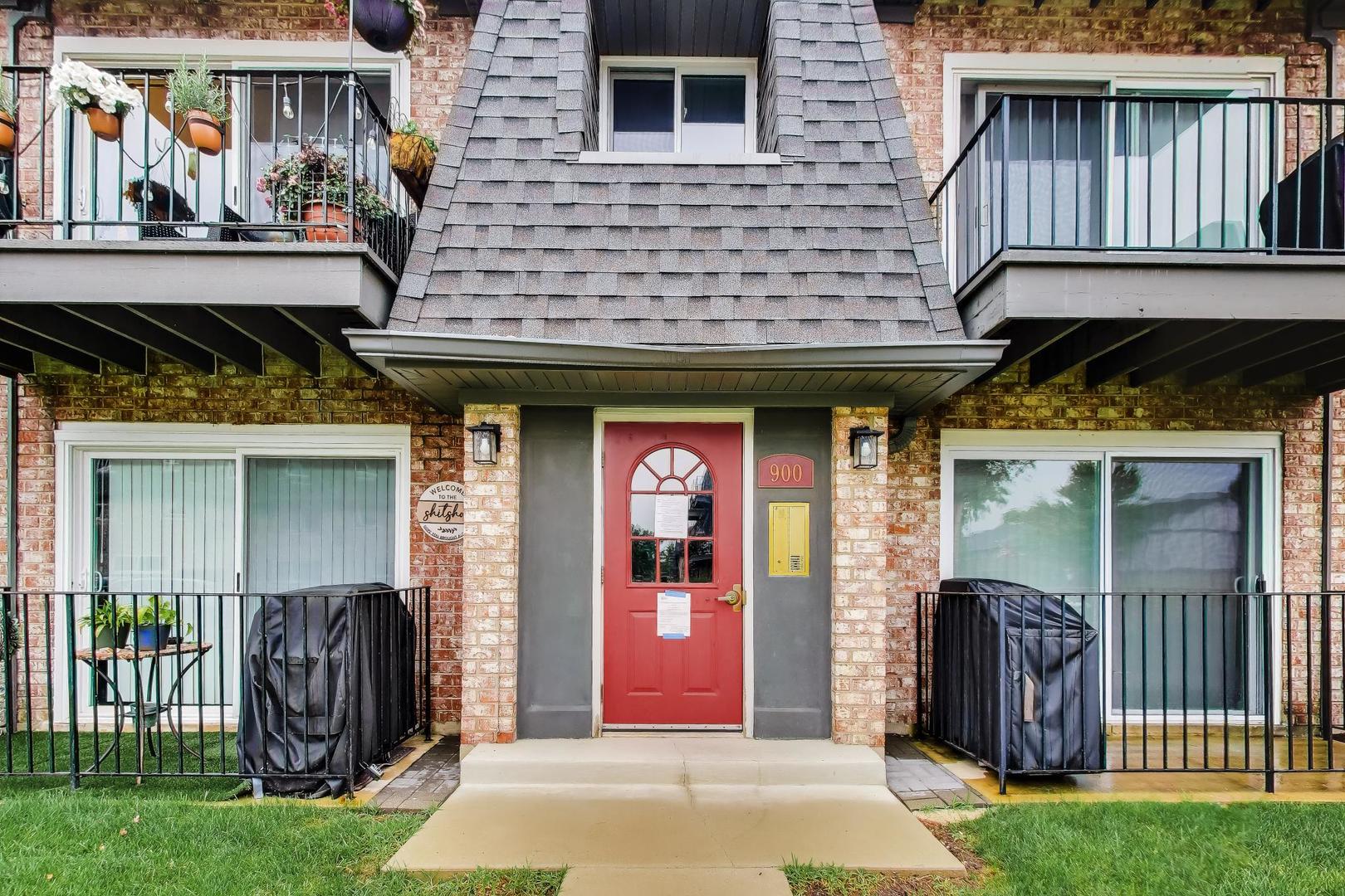 900 South Plum Grove Road, Unit 216 Palatine, IL 60067 - Photo 2 of 26