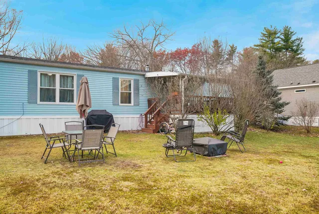 $285,000 | 12 Clovercrest Drive, Nashua, NH 03062