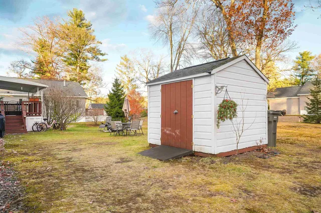 $285,000 | 12 Clovercrest Drive, Nashua, NH 03062