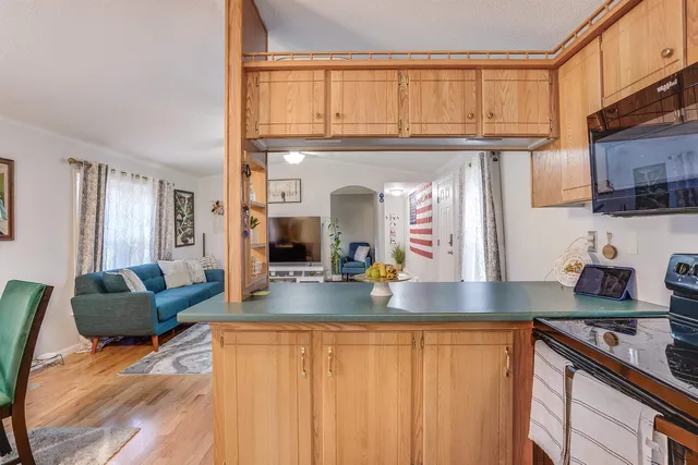 $285,000 | 12 Clovercrest Drive, Nashua, NH 03062