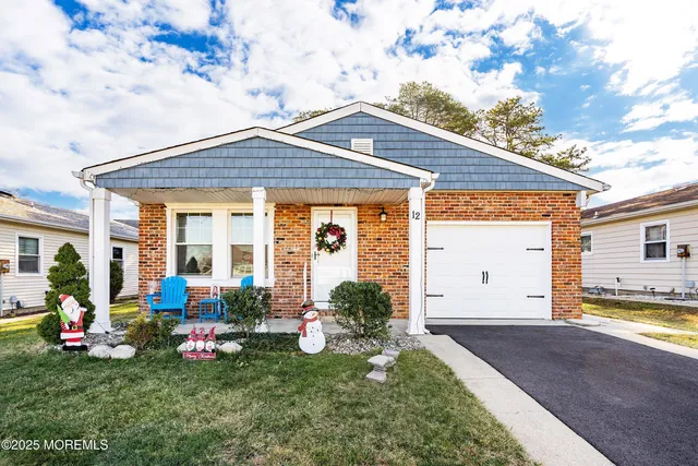 $366,000 | 12 Plymouth Drive, Toms River, NJ 08757