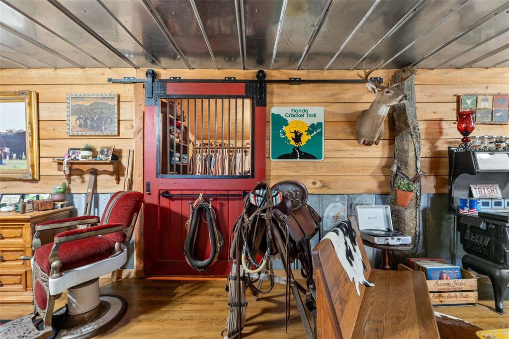 28121 Miller Road Dade City, FL 33525 - Photo 47 of 74 Gallery Image 47