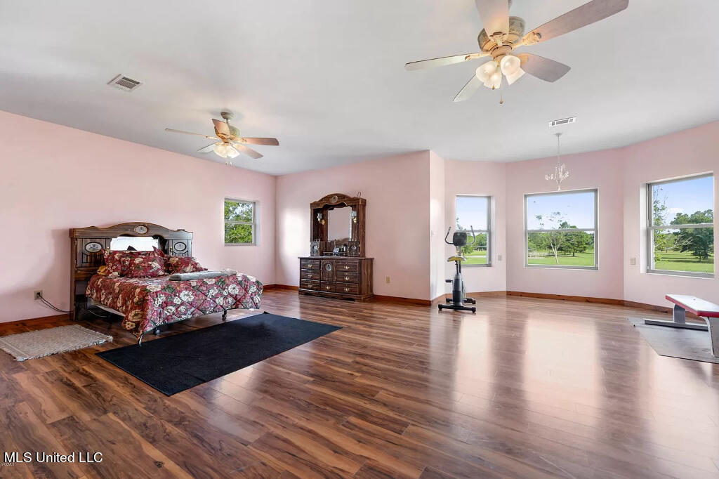19101 Rayford Shumock Road Moss Point, MS 39562 - Photo 7 of 26 06
