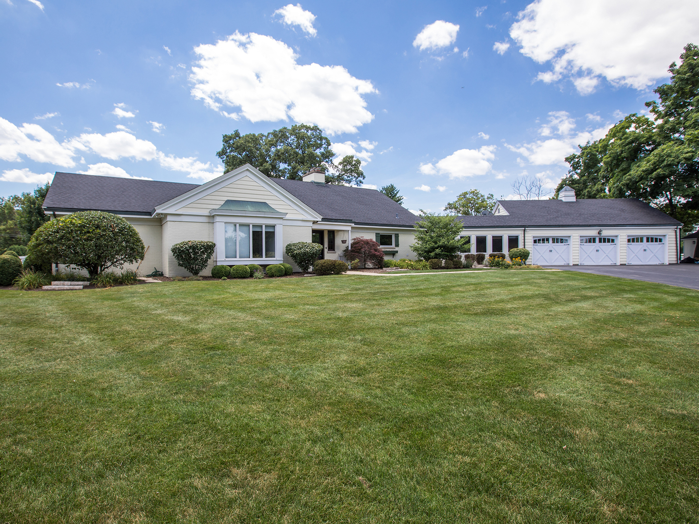 6N158 Sulky Road Wayne, IL 60184 - Photo 1 of 35 a view of a house with a big yard